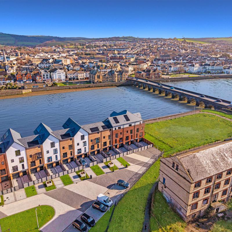 Aerial view of luxury riverside houses at Taw Wharf in Barnstaple