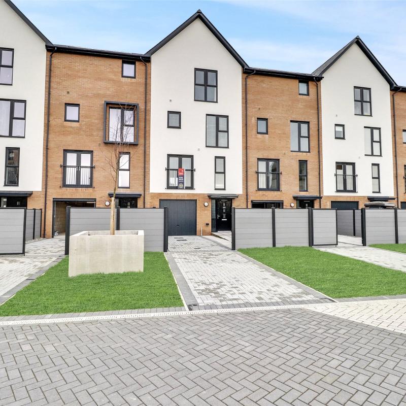 Exterior view of the new homes at Taw Wharf in Barnstaple